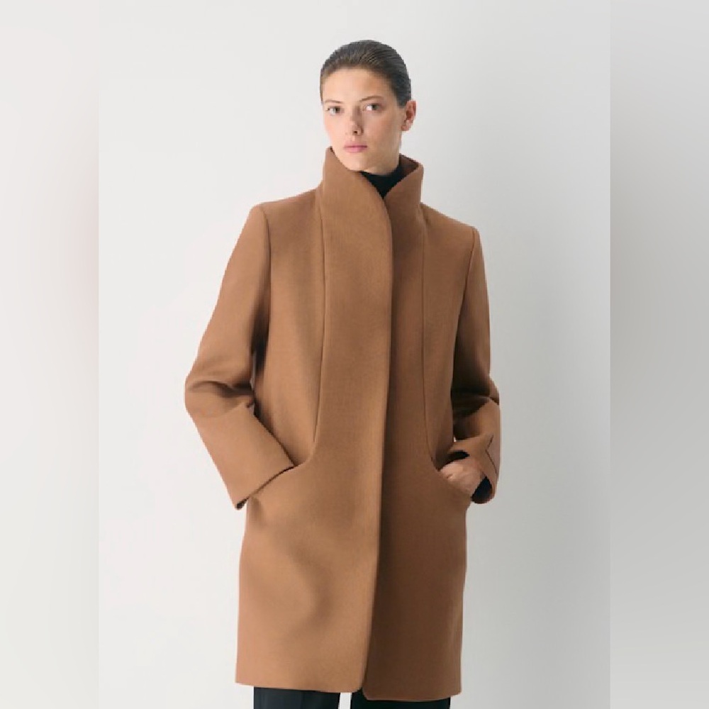 Aritzia Wilfred The Cocoon Coat - Luxe Wool Cashmere in Camel (Saville) - Picture 3 of 14